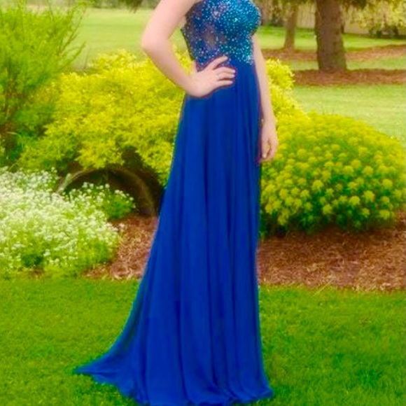 Women’s Prom Dress - Picture 1 of 7